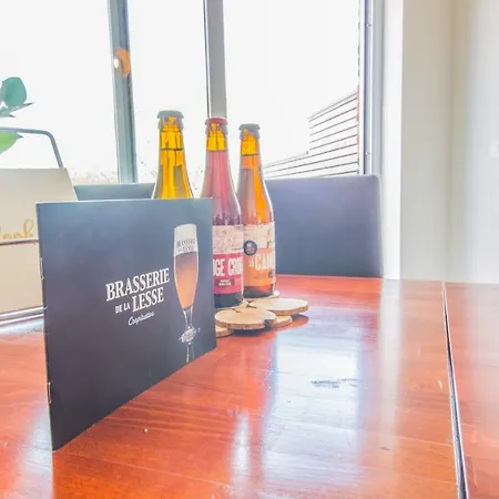 Gezellige Gite 9P Vlakbij De Grotten Van Han En Dinant Nyaraló