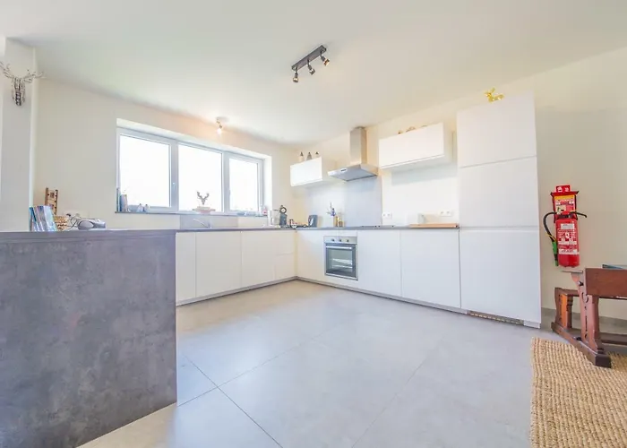 Gezellige Gite 9P Vlakbij De Grotten Van Han En Dinant Nyaraló