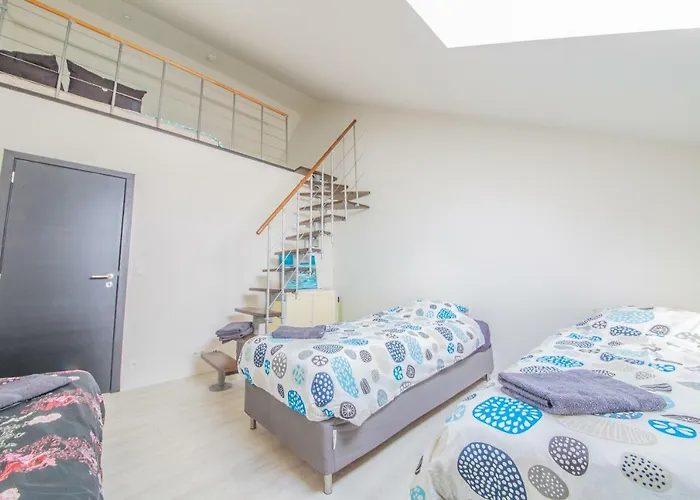 Gezellige Gite 9P Vlakbij De Grotten Van Han En Dinant Rochefort